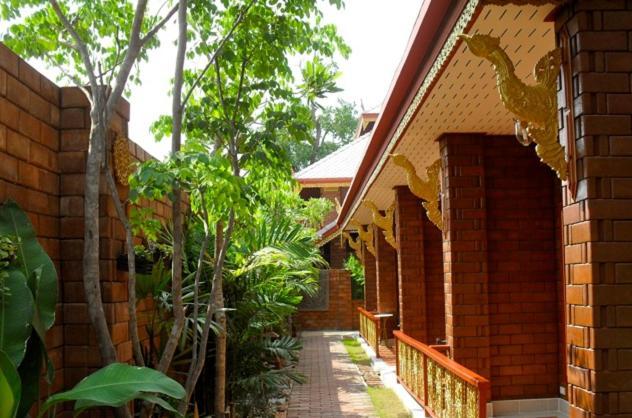 Irawadee Resort Месот Екстер'єр фото
