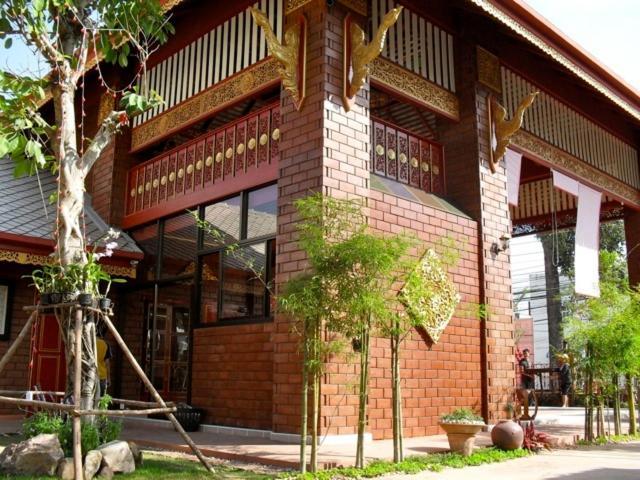 Irawadee Resort Месот Екстер'єр фото