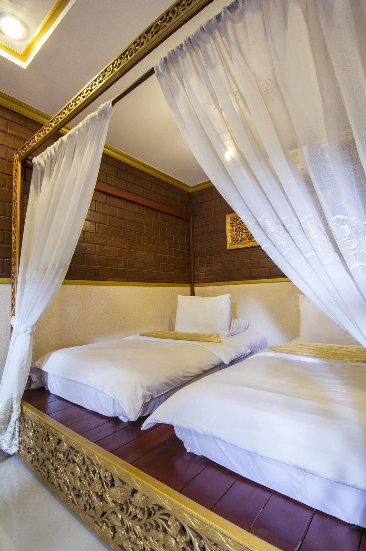 Irawadee Resort Месот Екстер'єр фото