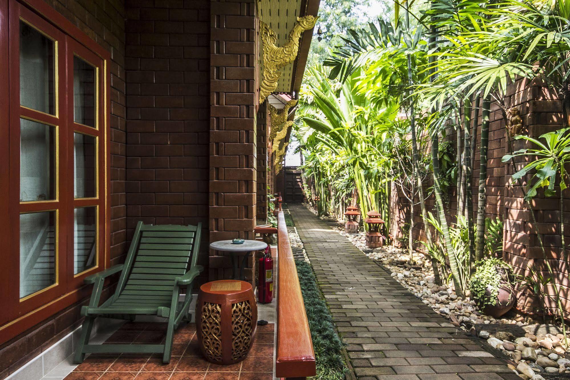 Irawadee Resort Месот Екстер'єр фото